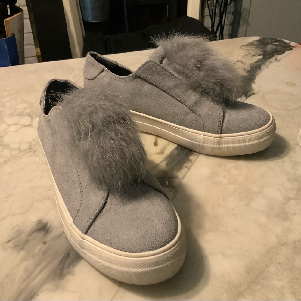 Candie’s Gray Furry Top Platform Sneaker 8M back to school